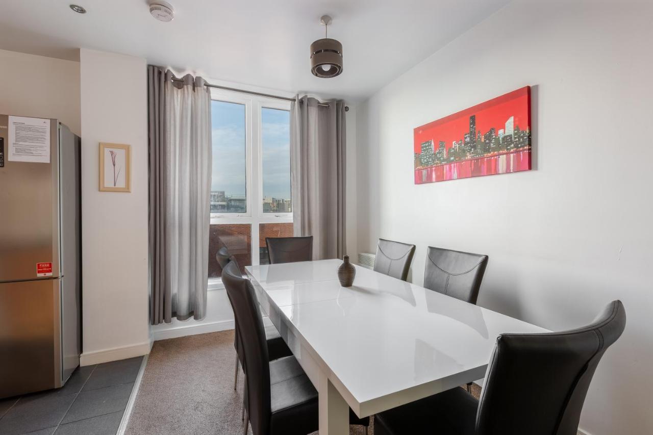 Liverpool City Centre Apartments - East Village Bagian luar foto
