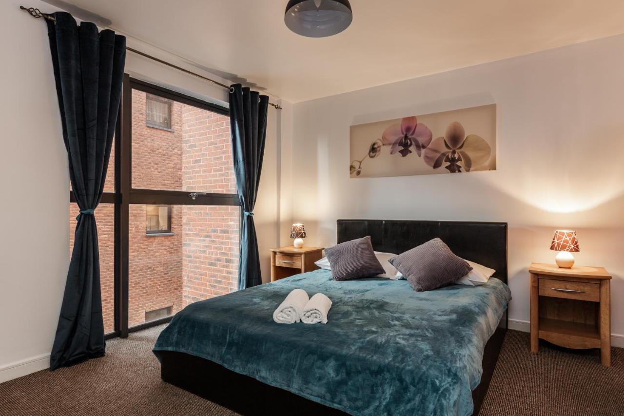Liverpool City Centre Apartments - East Village Bagian luar foto